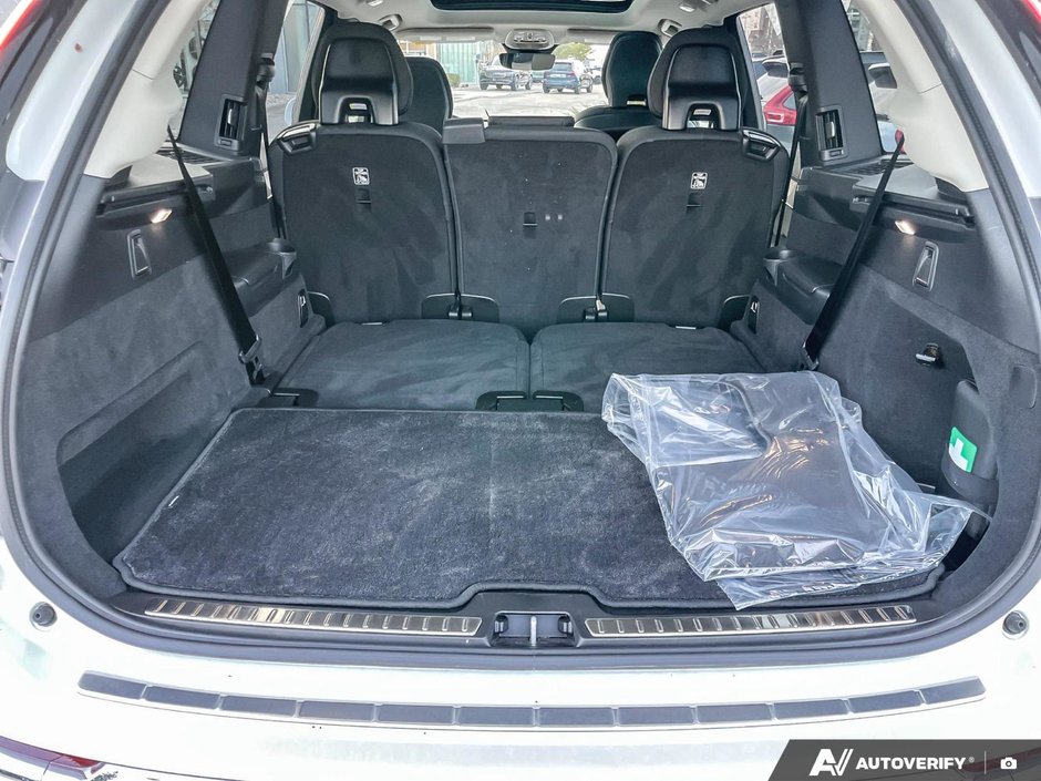 2025 Volvo XC90 Plus Bright Theme-8