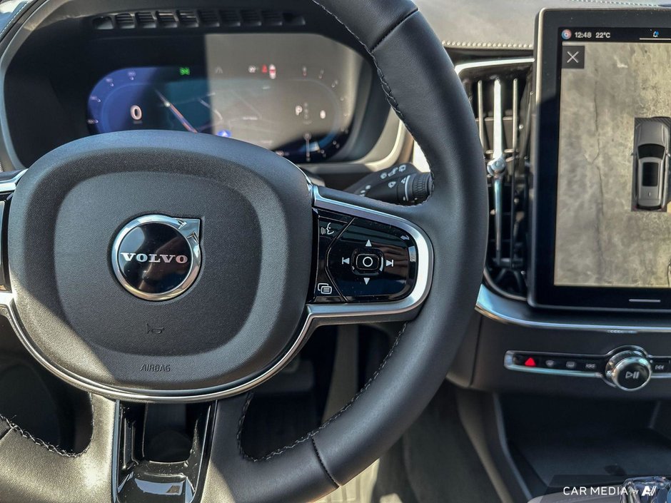 2025 Volvo XC90 Plus Bright Theme-16