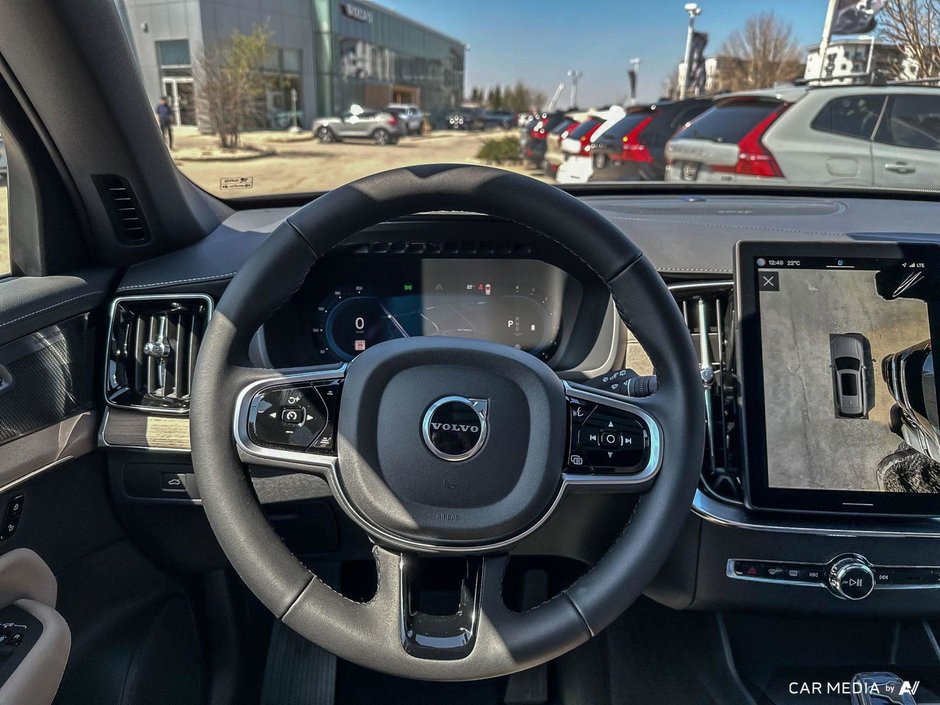 2025 Volvo XC90 Plus Bright Theme-14