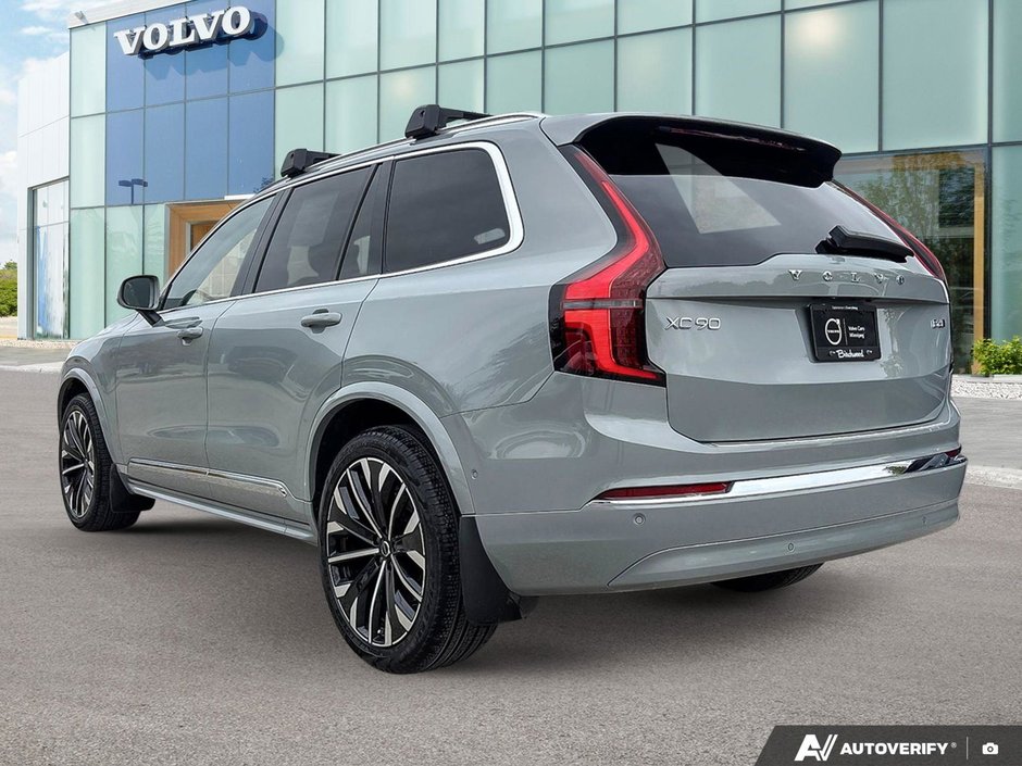 2026 Volvo XC90 Plus Bright Theme-3