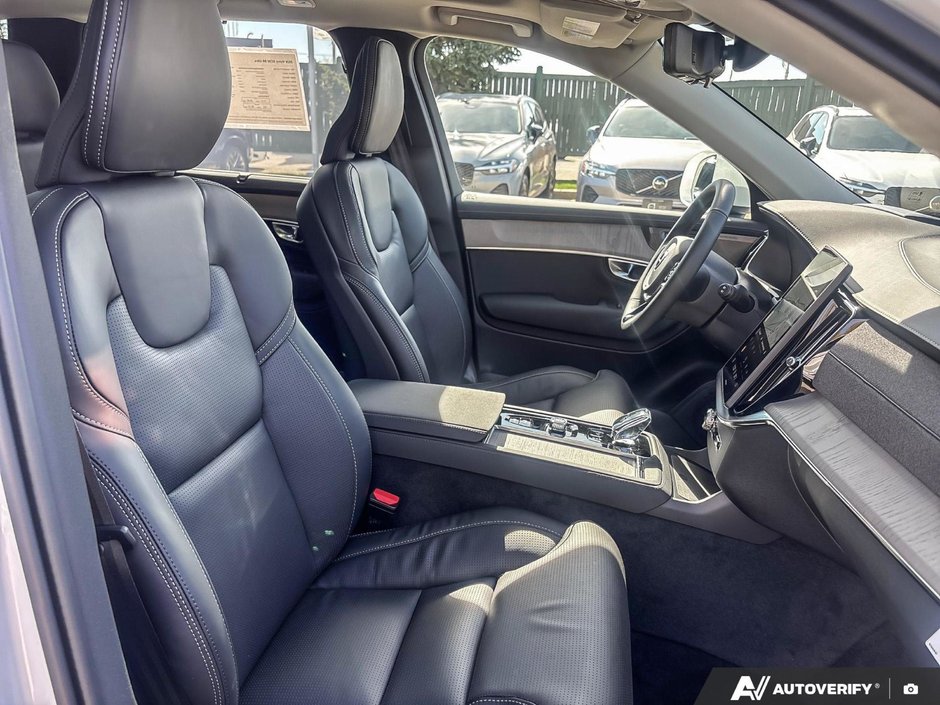 2026 Volvo XC90 Ultra Bright Theme-22