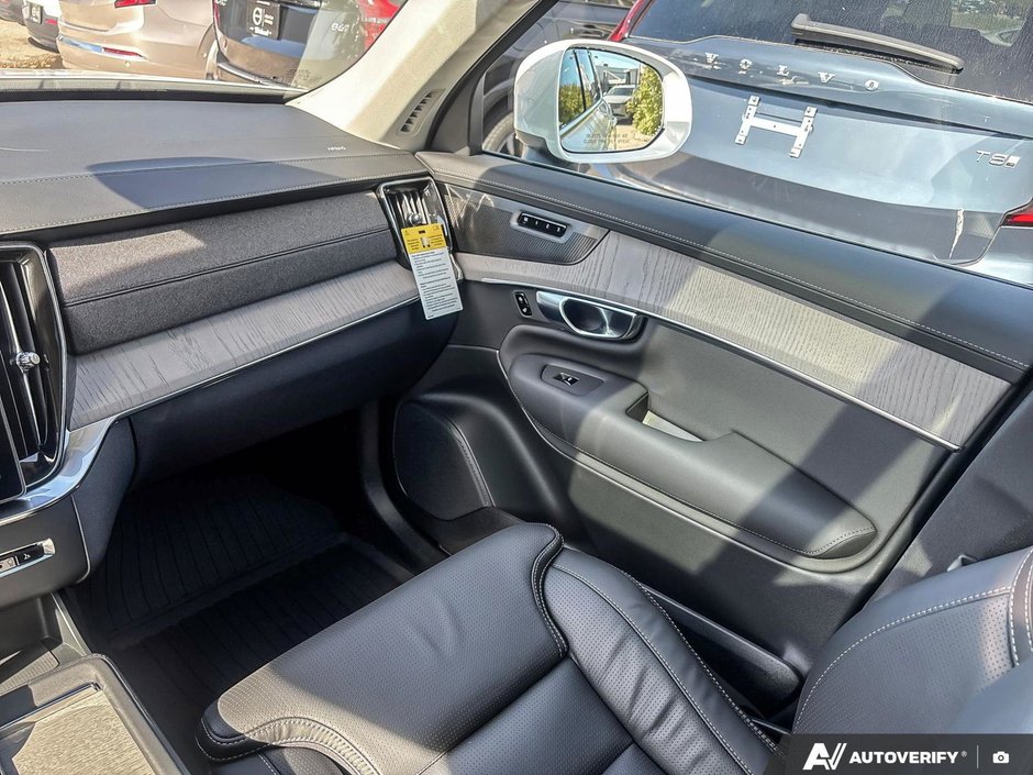 2026 Volvo XC90 Ultra Bright Theme-25