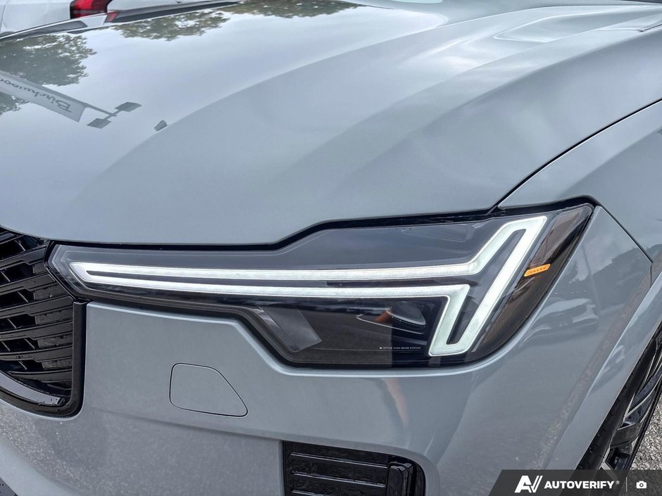 2026 Volvo XC90 Plus Dark Theme-11