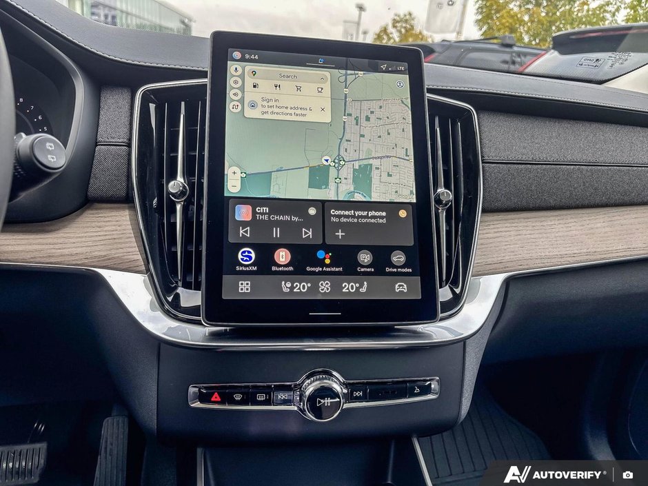 2026 Volvo XC90 Plus Dark Theme-19