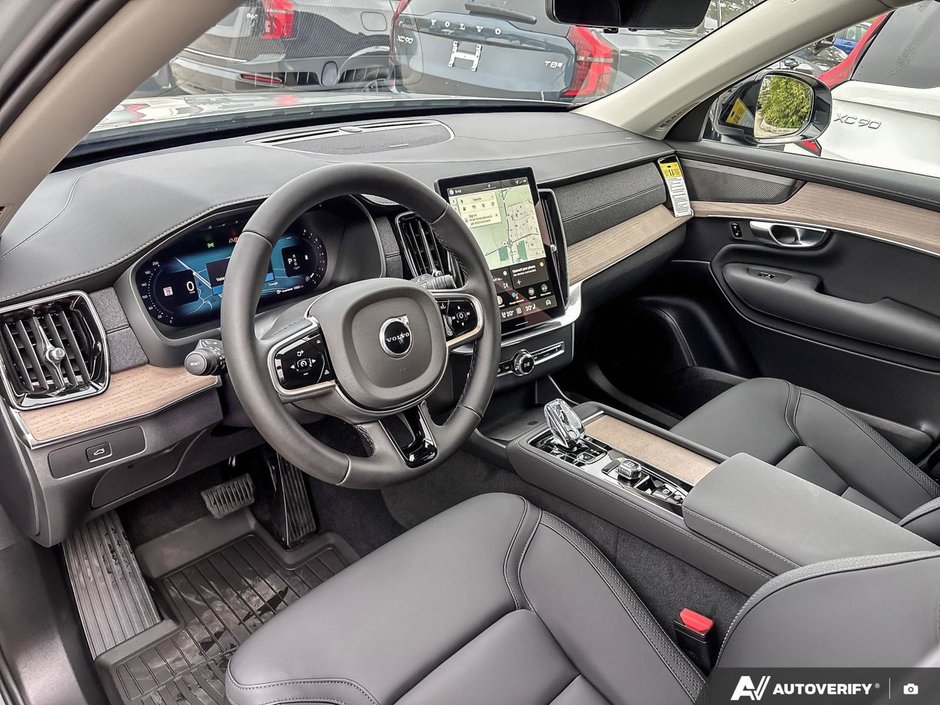 2026 Volvo XC90 Plus Dark Theme-13