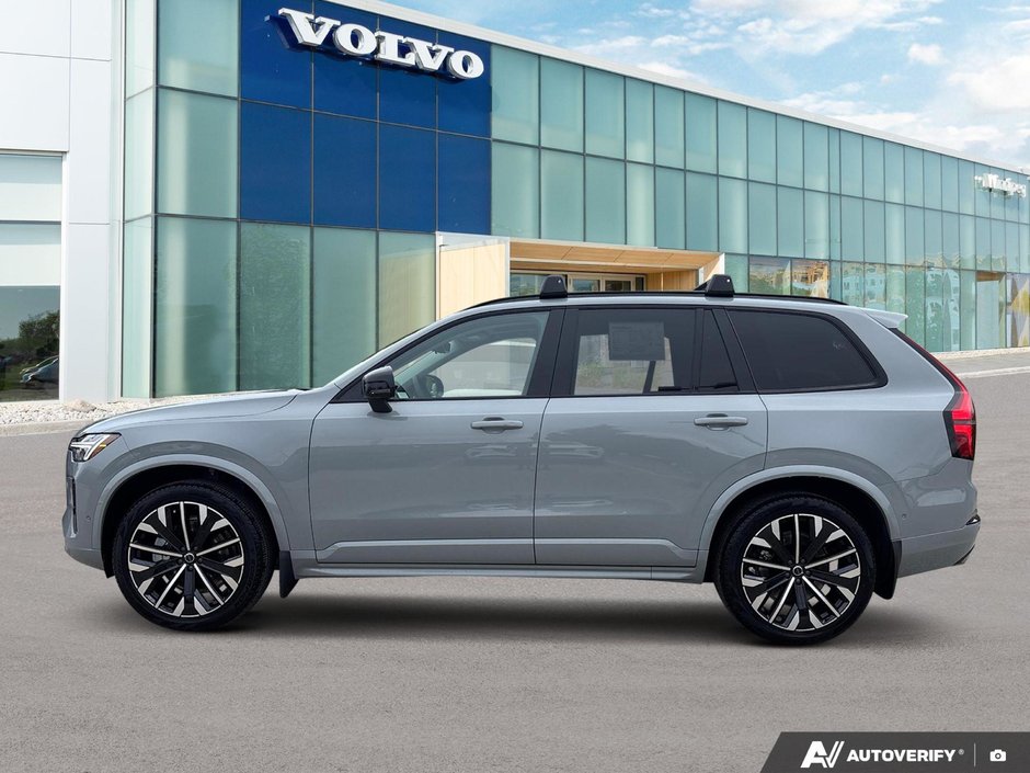 2026 Volvo XC90 Plus Dark Theme-2