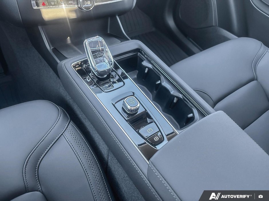 2026 Volvo XC90 Core Bright Theme-17