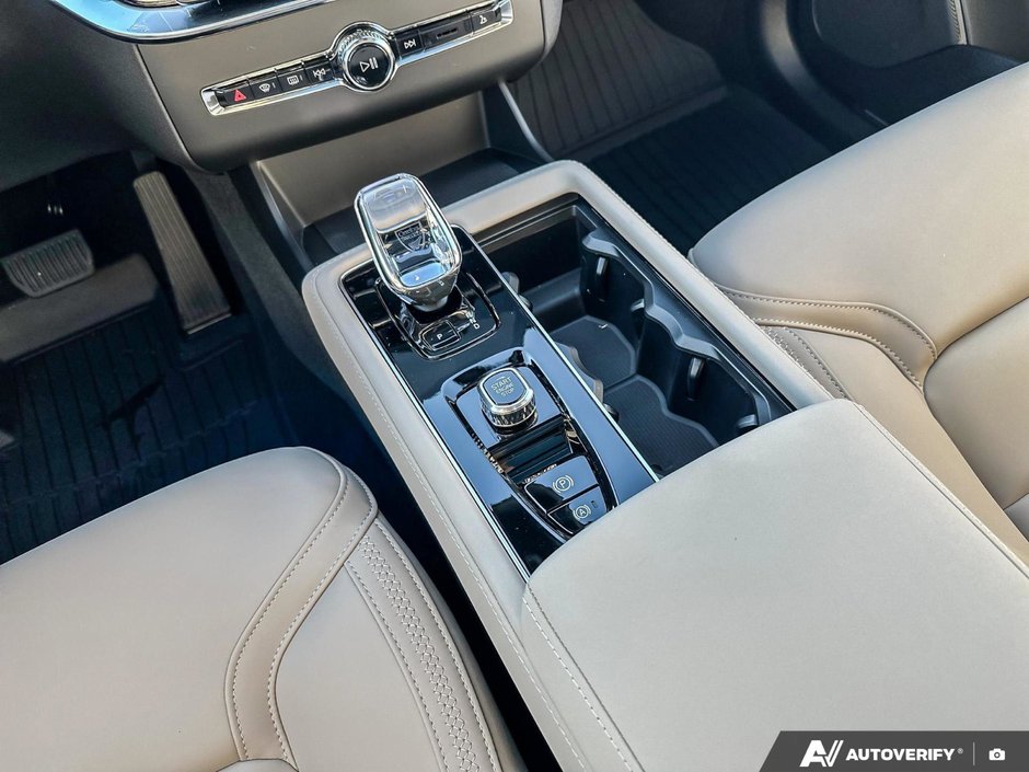 2026 Volvo XC90 Core Bright Theme-18