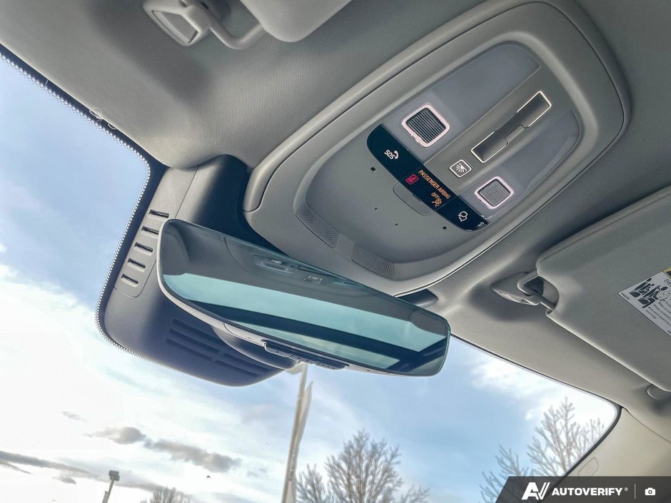 2026 Volvo XC90 Ultra Dark Theme-21