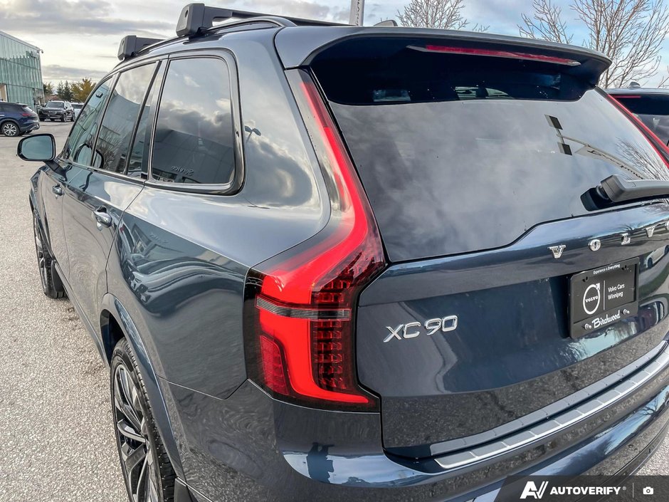 2026 Volvo XC90 Ultra Dark Theme-12