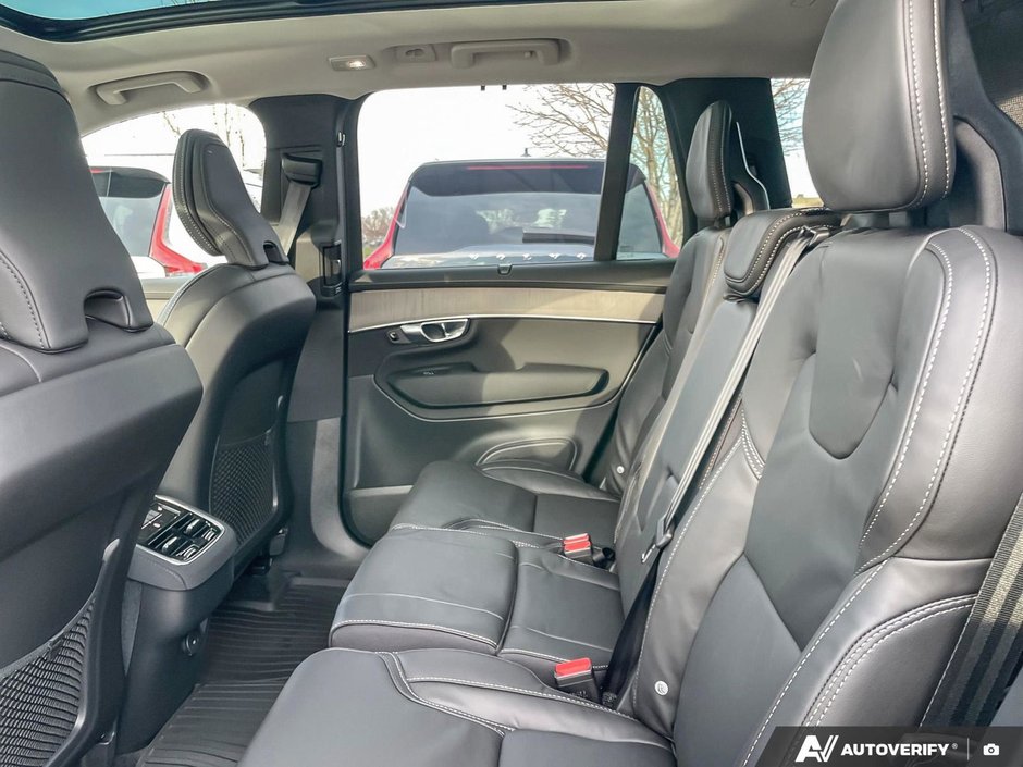 2026 Volvo XC90 Ultra Dark Theme-23