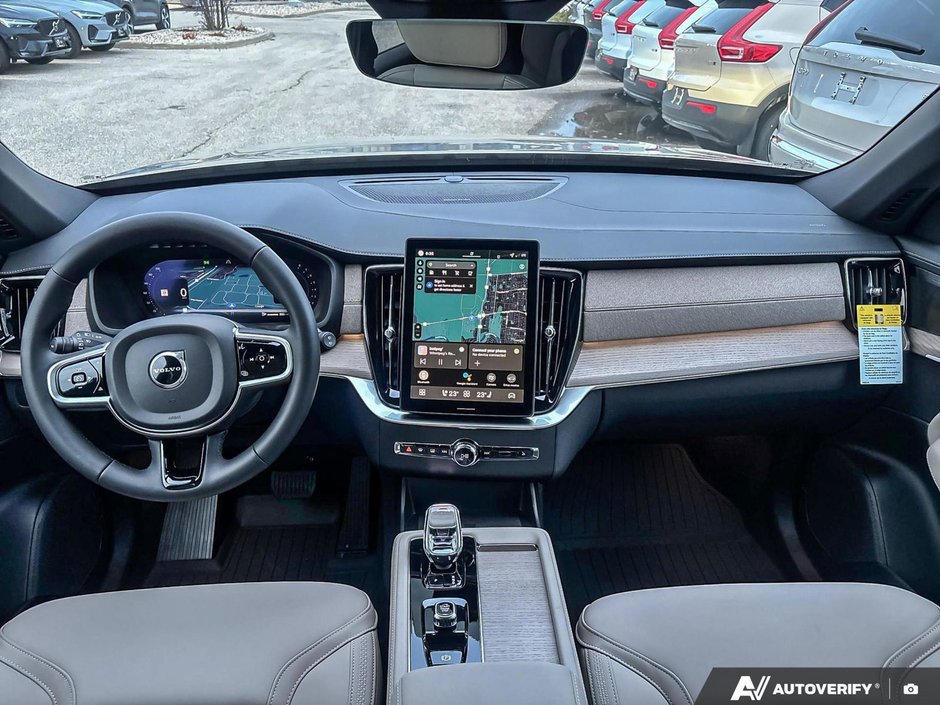 2026 Volvo XC90 Plus Dark Theme-24