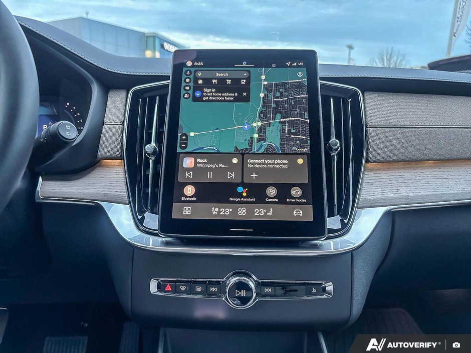 2026 Volvo XC90 Plus Dark Theme-19