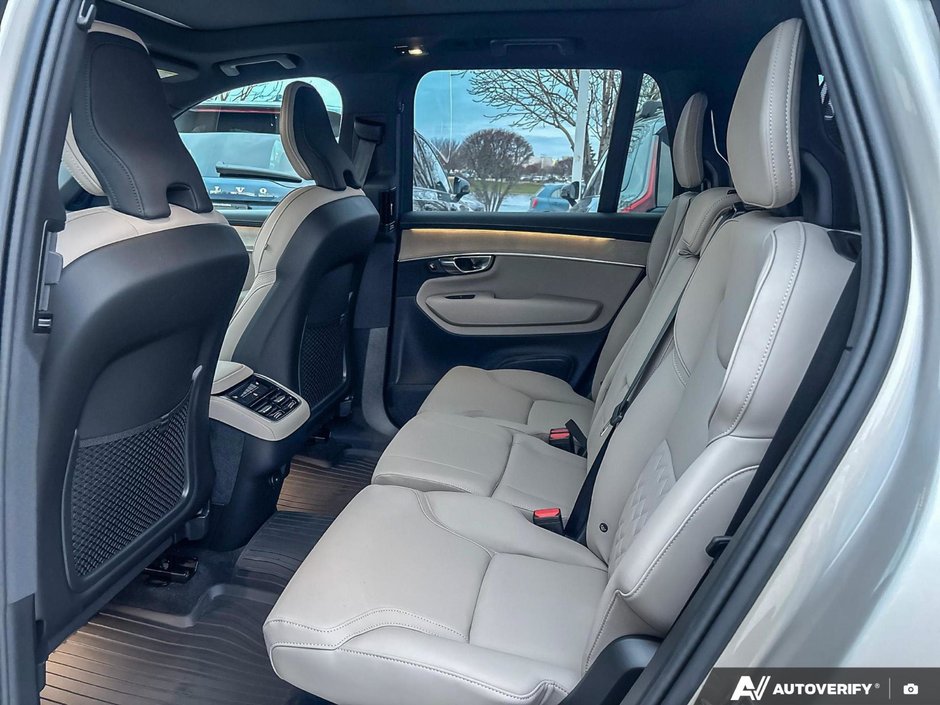 2026 Volvo XC90 Plus Dark Theme-23