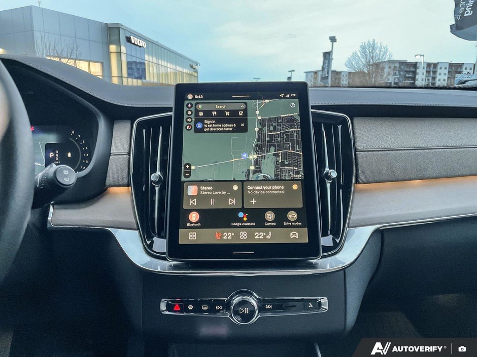 2026 Volvo XC90 Plus Dark Theme-18