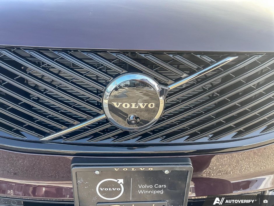 2026 Volvo XC90 Plus Dark Theme-5