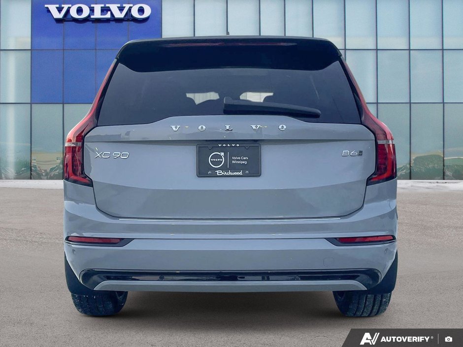 2026 Volvo XC90 Plus Dark Theme-3