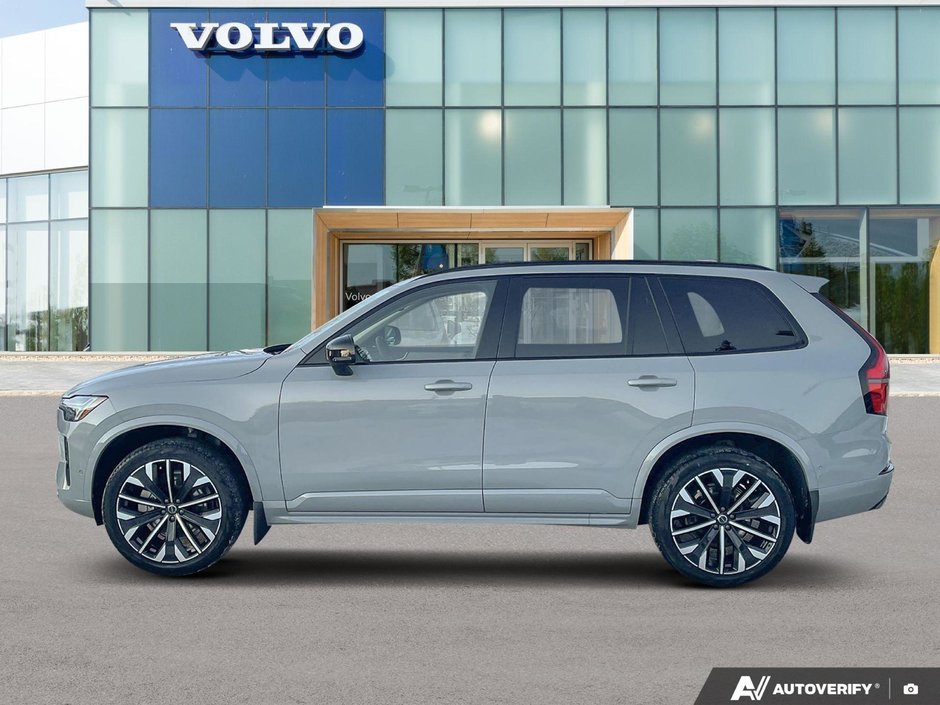 2026 Volvo XC90 Plus Dark Theme-2
