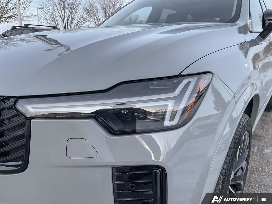 2026 Volvo XC90 Plus Dark Theme-10