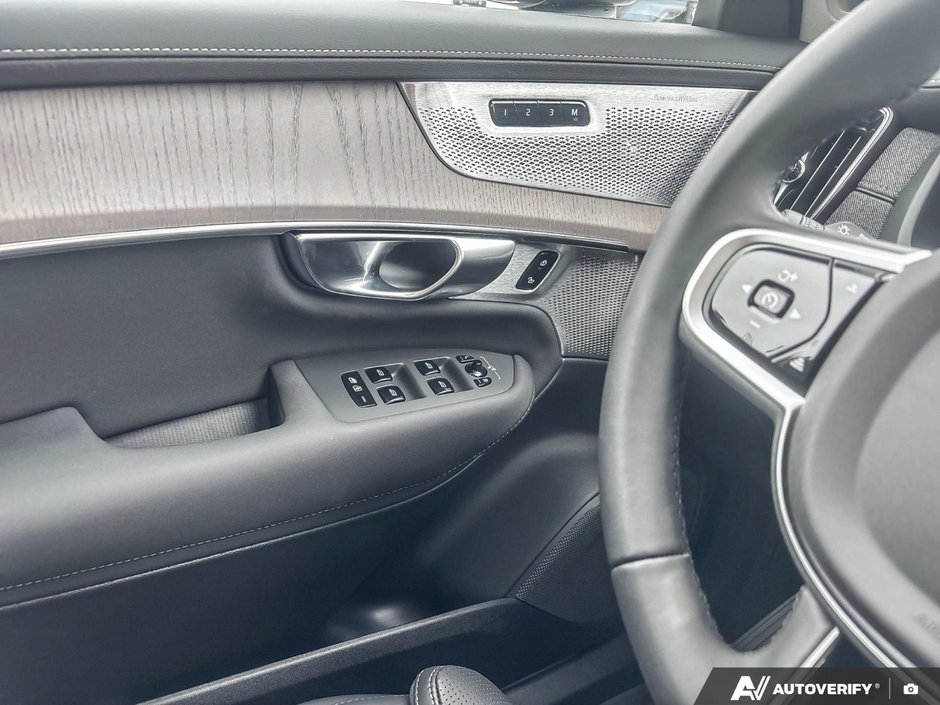 2026 Volvo XC90 Ultra Bright Theme-16