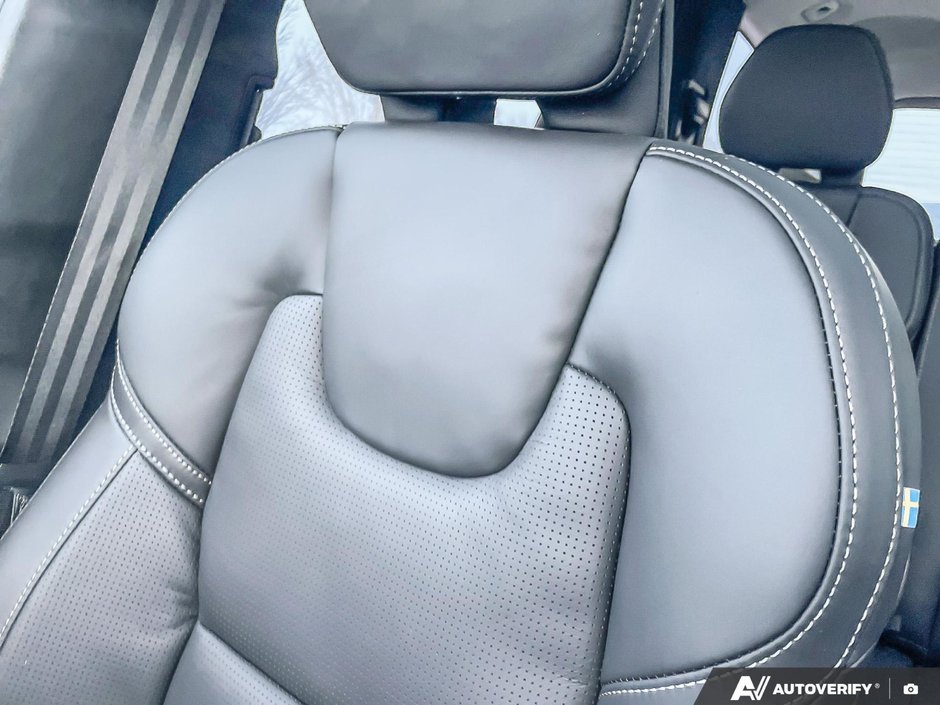 2026 Volvo XC90 Ultra Dark Theme-20