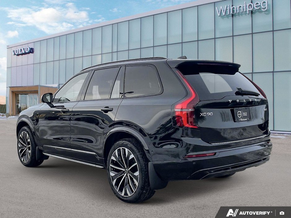 2026 Volvo XC90 Ultra Dark Theme-3
