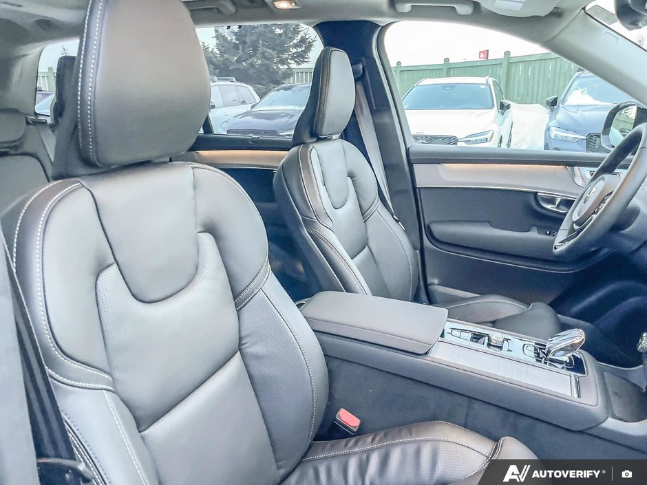 2026 Volvo XC90 Ultra Dark Theme-22