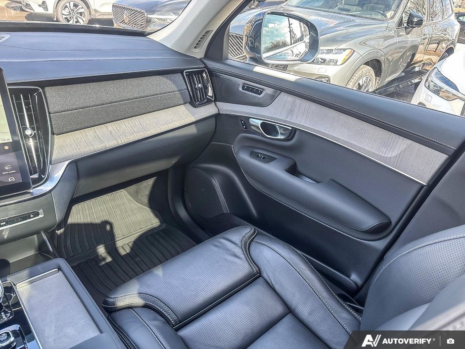 2026 Volvo XC90 Ultra Bright Theme-25