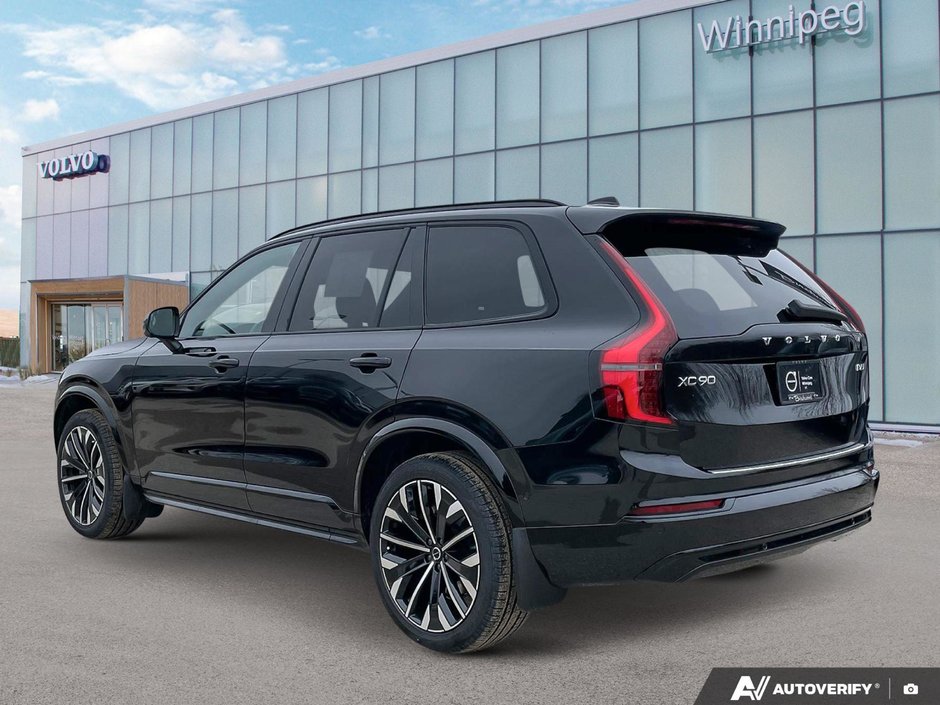 2026 Volvo XC90 Ultra Dark Theme-3