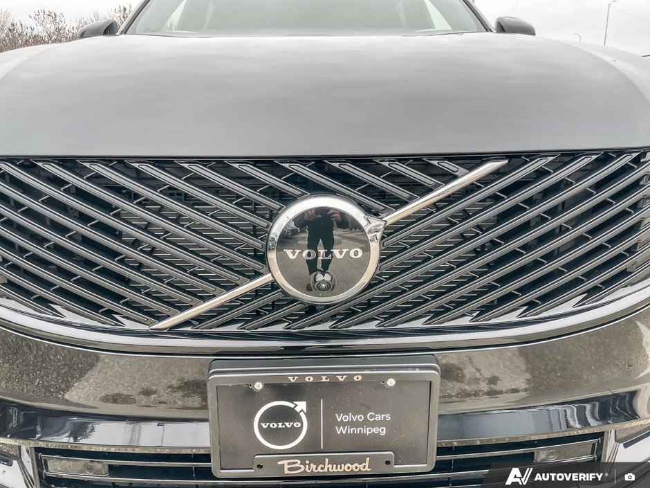 2026 Volvo XC90 Ultra Dark Theme-6