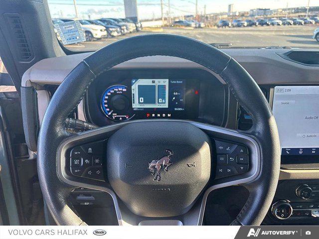 2022 Ford Bronco Wildtrak-13