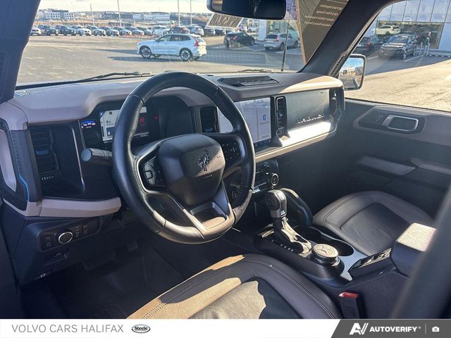 2022 Ford Bronco Wildtrak-12