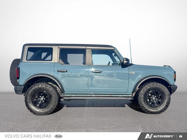 2022 Ford Bronco Wildtrak-2