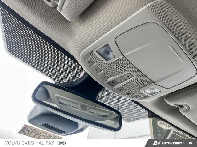2022 Ford Edge SEL-18