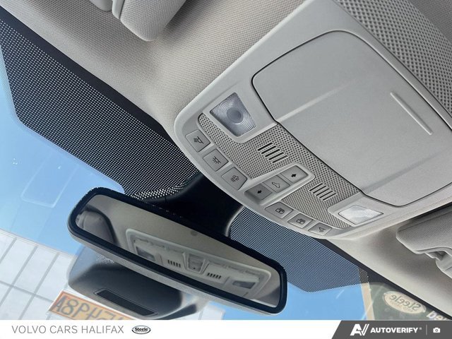 Ford Edge SEL 2022-16