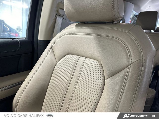 2022 Ford Expedition Limited Max-18