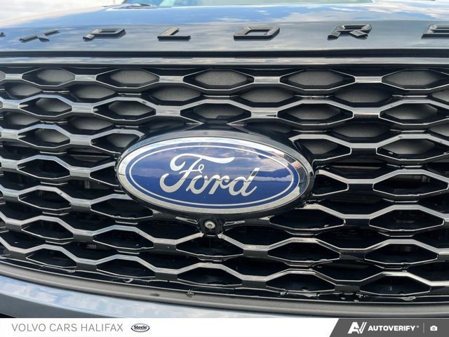 2022 Ford Explorer ST-8