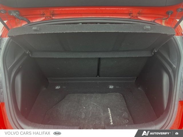 2019 Hyundai Veloster Turbo-10