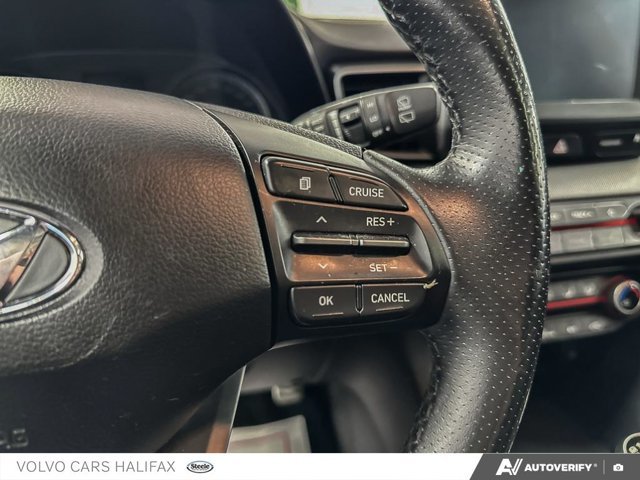 2019 Hyundai Veloster Turbo-15