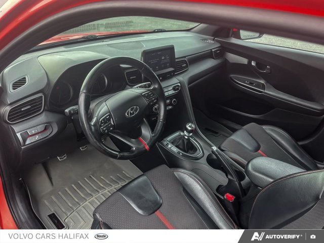 2019 Hyundai Veloster Turbo-11