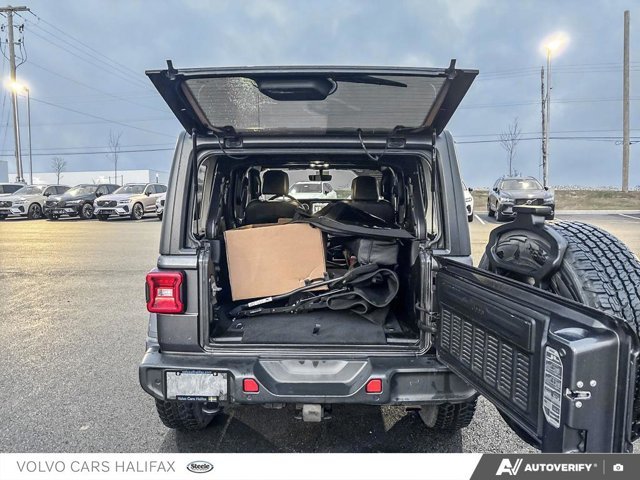 Jeep Wrangler Unlimited Sahara 2021-11