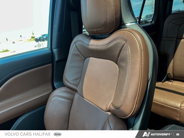 Lincoln Aviator Grand Touring 2023-17