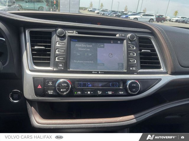 2015 Toyota Highlander Limited-17