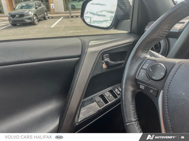 2016 Toyota RAV4 SE-15