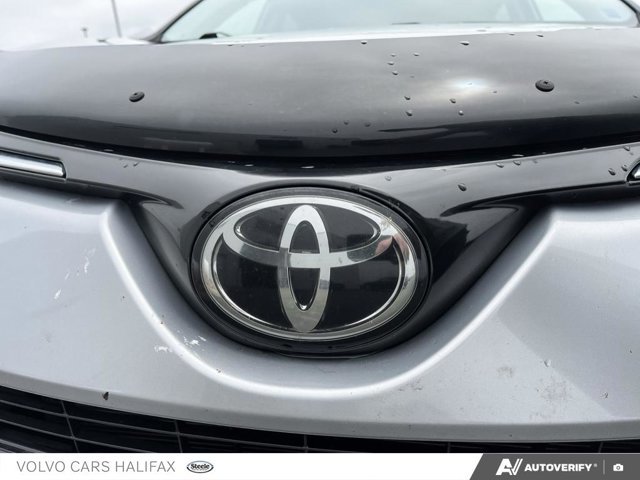 2018 Toyota RAV4 LE-8
