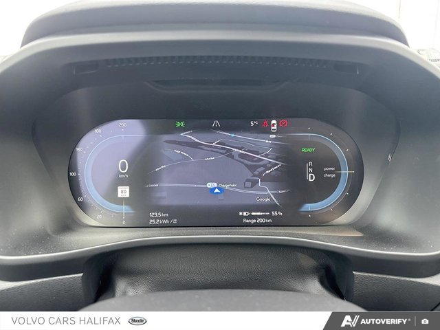 2025 Volvo EC40 Ultra Black Edition-14