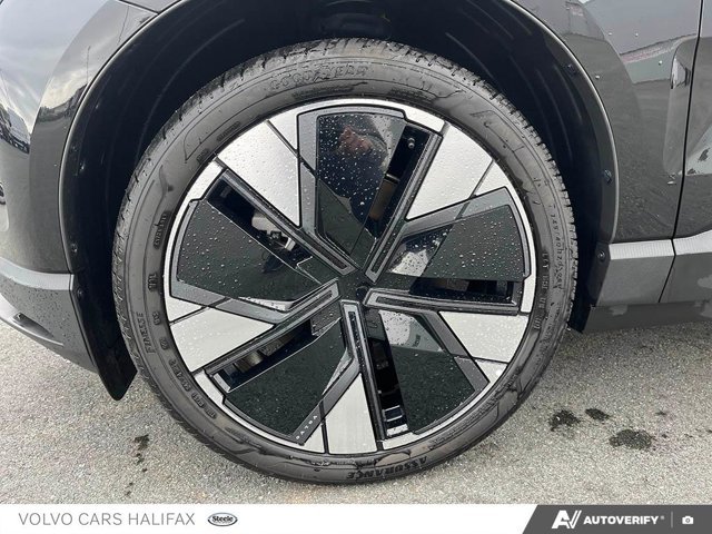 2025 Volvo EX30 Plus-5