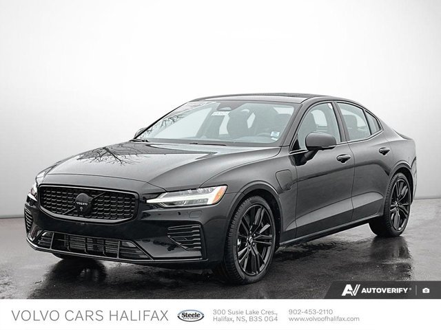 2025 Volvo S60 Plug-In Hybrid Ultra Black Edition-0