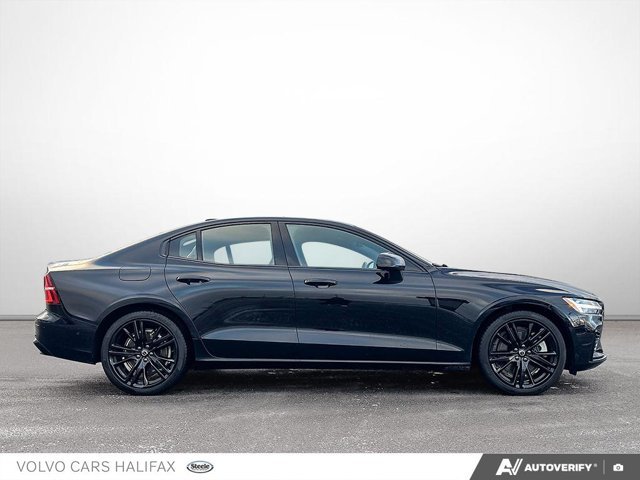 Volvo S60 Plug-In Hybrid Ultra Black Edition 2025-2