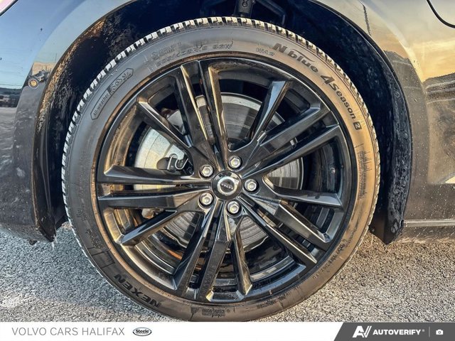 Volvo S60 Plug-In Hybrid Ultra Black Edition 2025-5